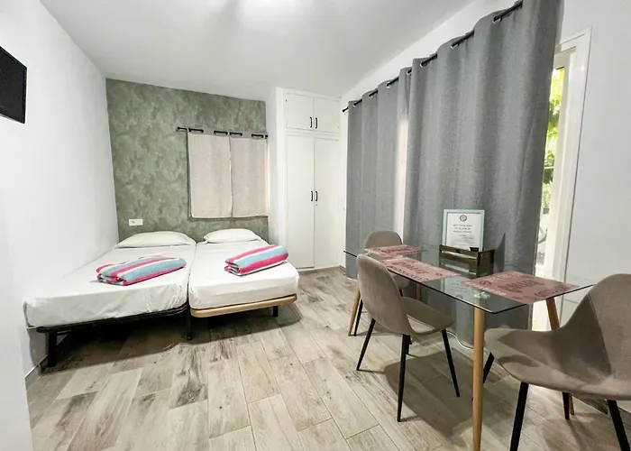 Relaxing Escape, Cozy Terrace Bravo's House Apartamento *