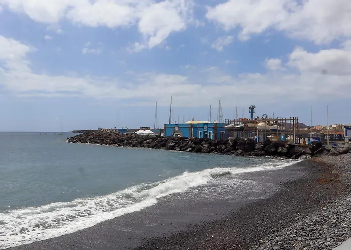 Relaxing Escape, Cozy Terrace Bravo's House Apartment *