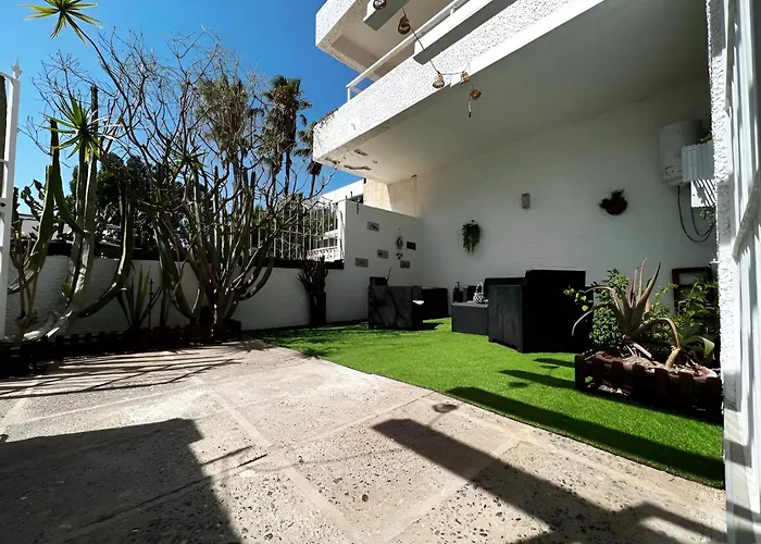 公寓 Relaxing Escape, Cozy Terrace Bravo's House